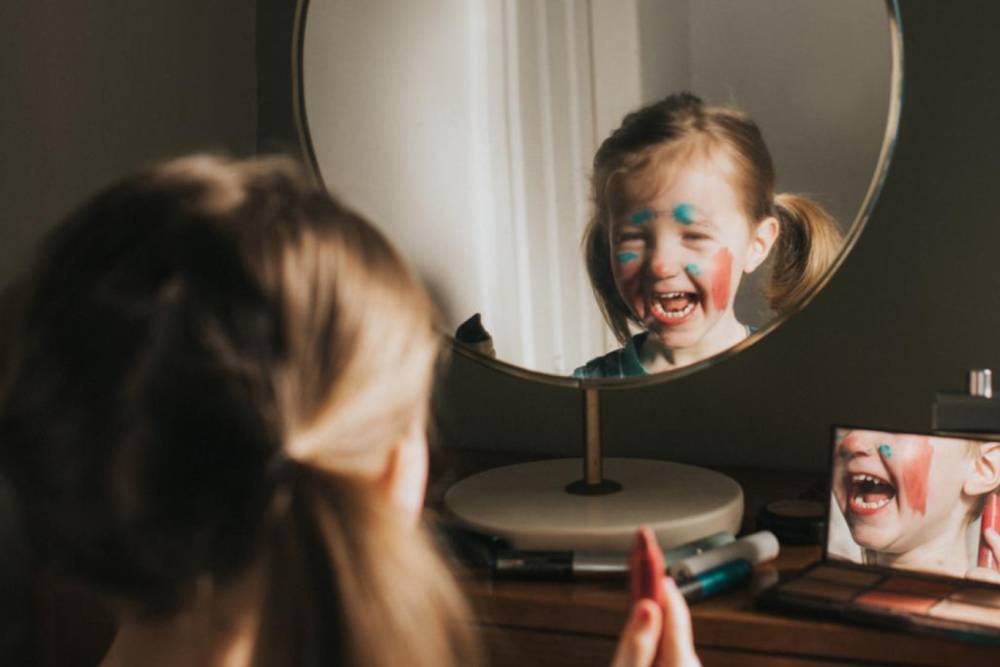 Uzman Psikolog Ertan: &Ccedil;ocuklarda makyaj yaşı 7&rsquo;ye d&uuml;şt&uuml;