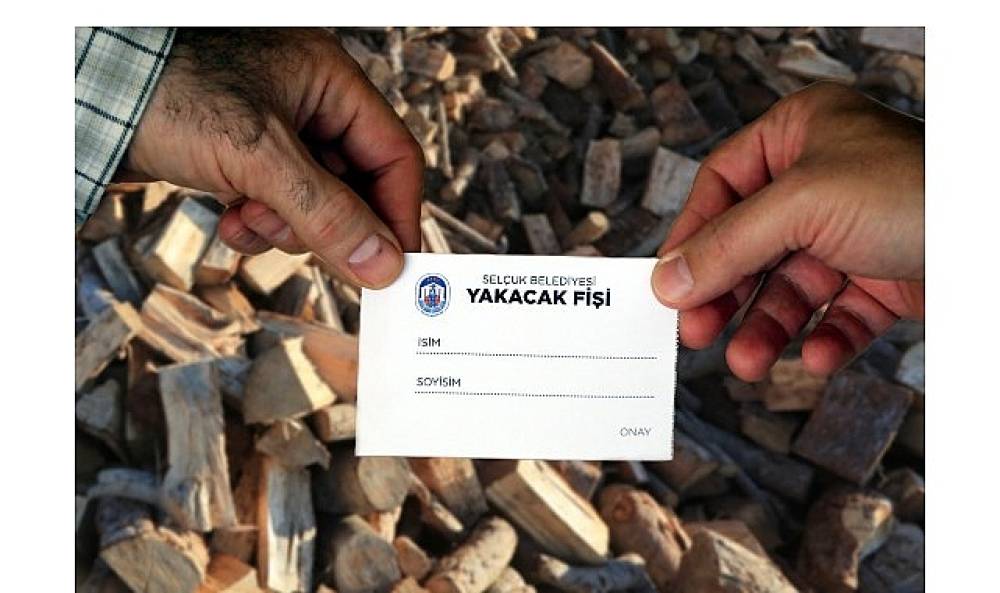 Efes Sel&ccedil;uk Belediyesi'nden sosyal desteğe ihtiya&ccedil; duyan ailelere yakacak fişi desteği