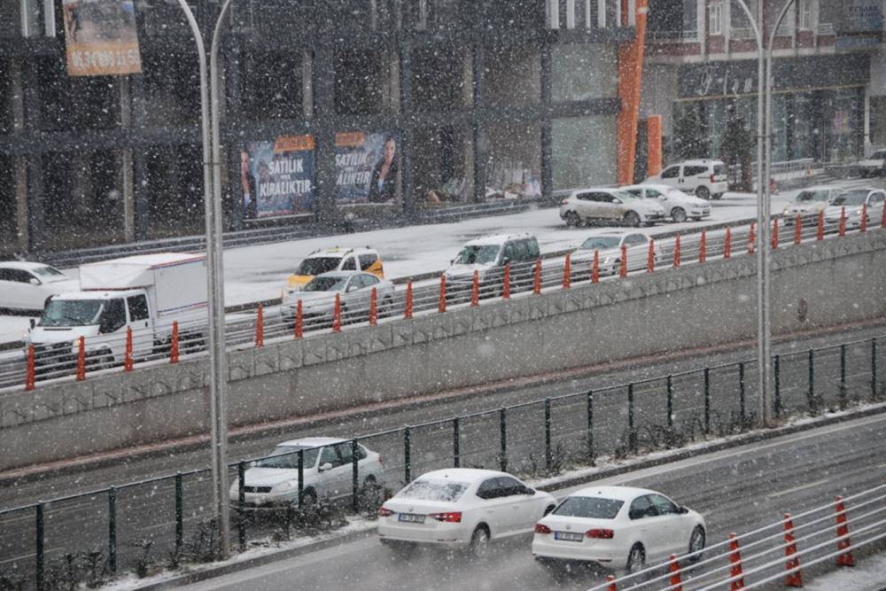 Meteorolojiden sağanak ve kar uyarısı
