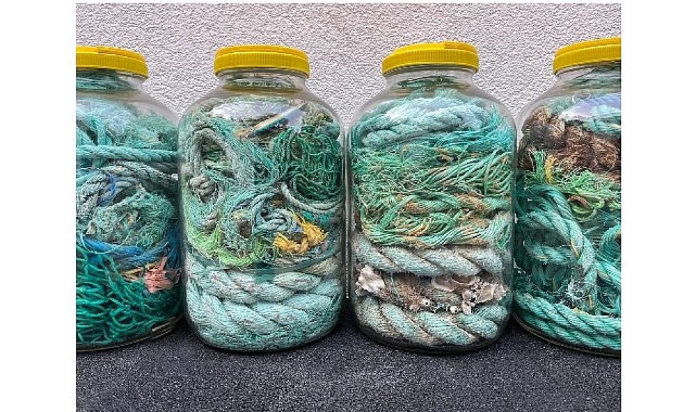  'İnanç Sıçrayışları, Yazgı Yığınları' sergisi 18. İstanbul Bienali Paralel Etkinlikleri kapsamında devam ediyor