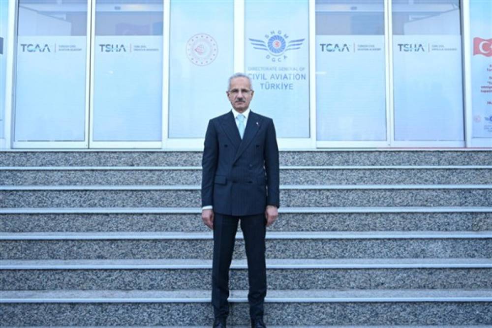 Uraloğlu: Dijital D&uuml;nyada &Ccedil;ocuk Hakları S&ouml;zleşmesi&rsquo;ni hayata ge&ccedil;irdik
