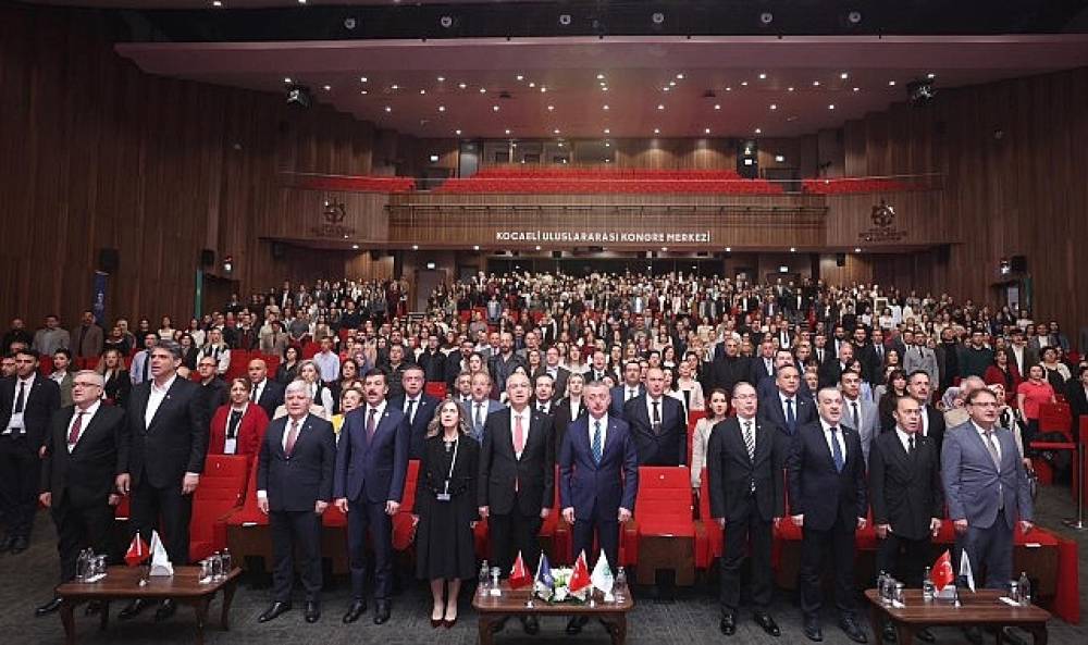 B&uuml;y&uuml;kakın: "&Ouml;nemli olan insanların dezavantajlı hale gelmesini &ouml;nlemek"