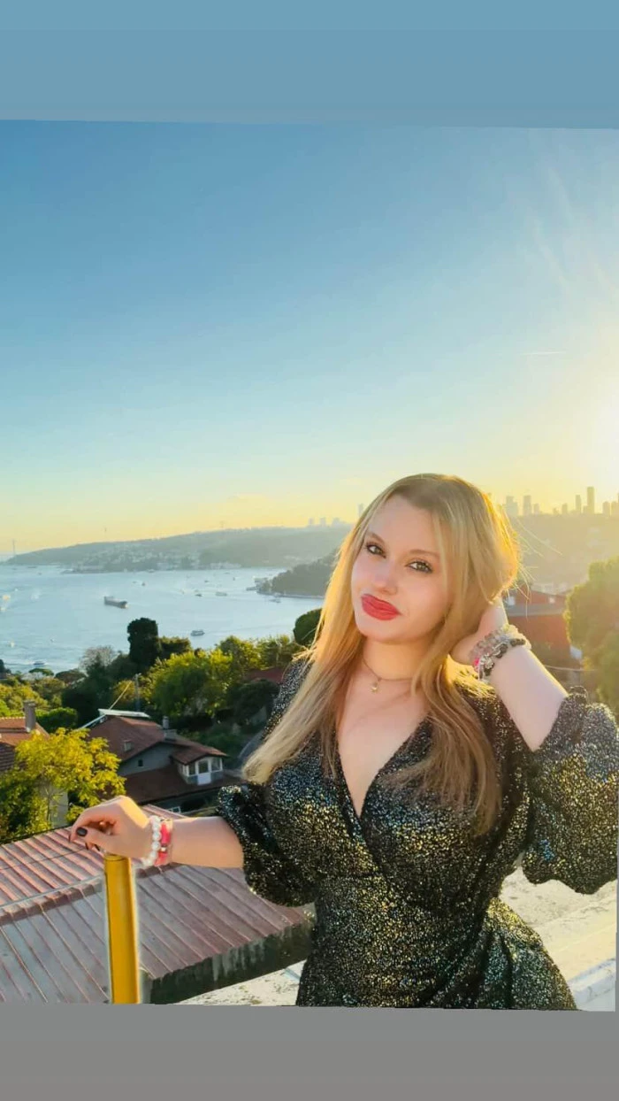 Sena &Ouml;ztaş Stajyer Psikolog 