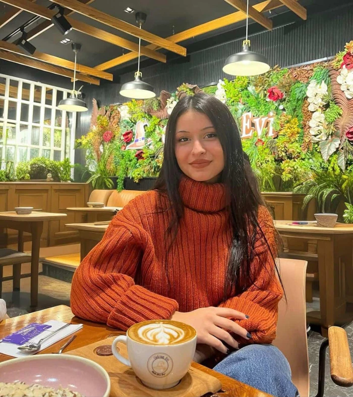   Eyl&uuml;l Terzi -&Ouml;ğr.Psikolojik Danışman Adayı