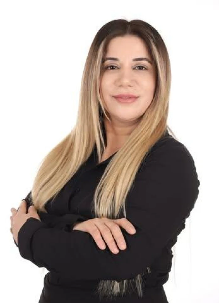H&uuml;lya Oktay-Ofis Brokeri