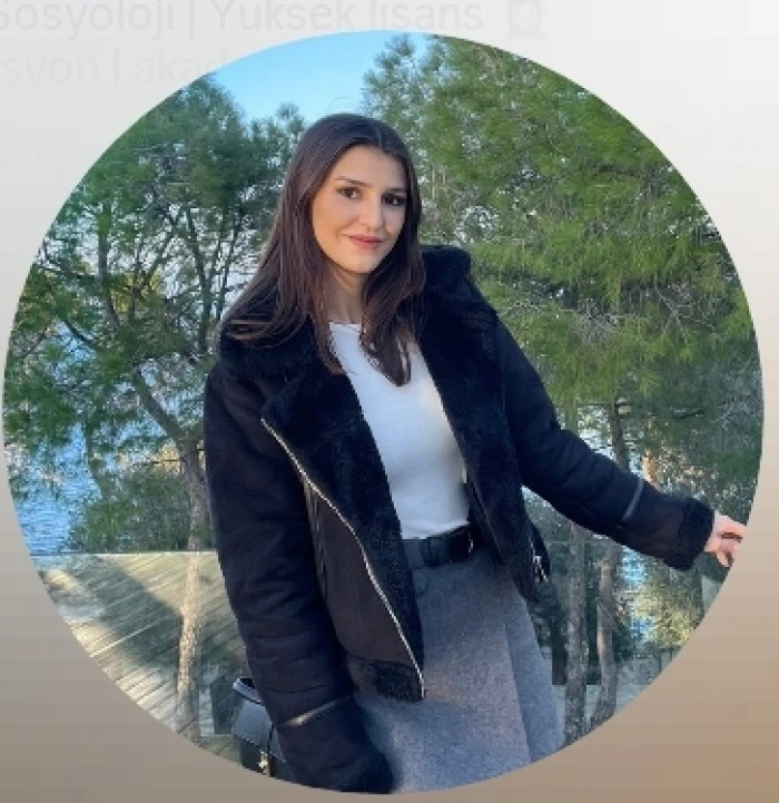 Ceren Çeliker SOSYOLOG